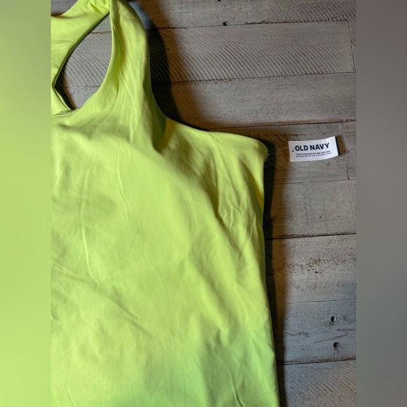 Old Navy Women’s PowerSoft Cropped Shelf-Bra Sports Bra Tank Top Size 4X (Plus) - Picture 5 of 15